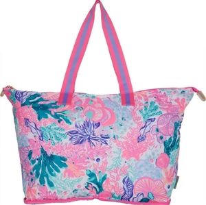 NWT- Lilly Pulitzer Getaway Packable Tote Multi Seaside Carnivale